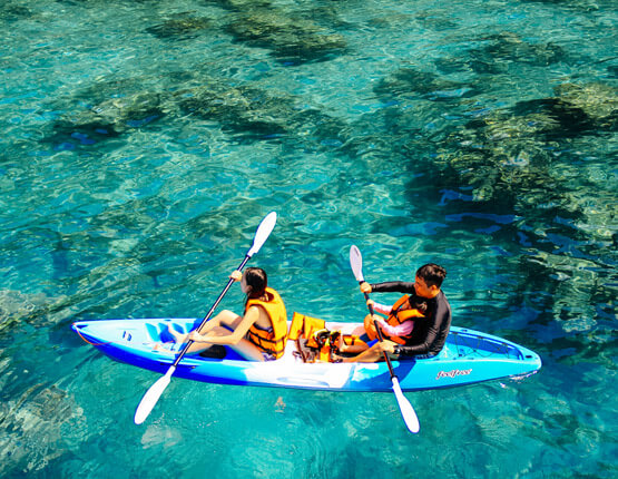 kayaks provided on boat